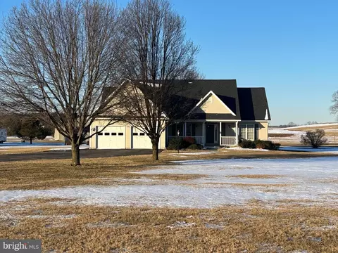 Exterior - 569 Tice Rd, Falling Waters, WV 25419 photo 3 of 11