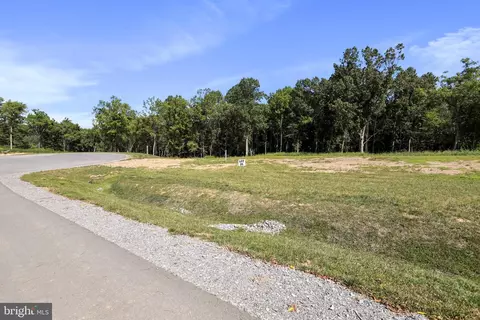 26 Falling Waters Drive, Falling Waters, WV 25419 photo 2