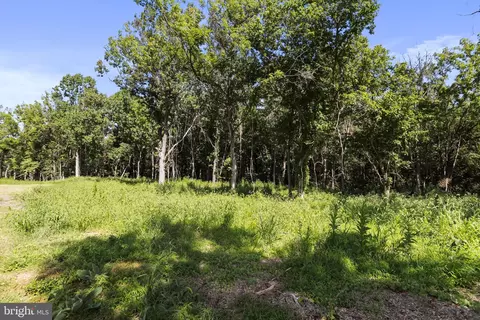 26 Falling Waters Drive, Falling Waters, WV 25419 photo 4
