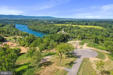 26 Falling Waters Drive, Falling Waters, WV 25419 photo 14