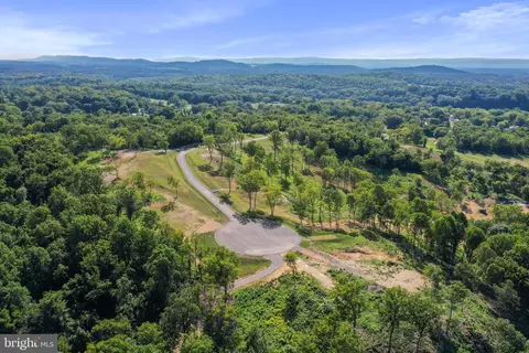 26 Falling Waters Drive, Falling Waters, WV 25419 photo 19