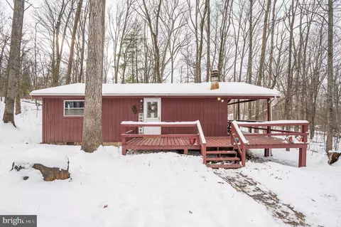 267 Possum Hollow Trl, Gerrardstown, WV 25420