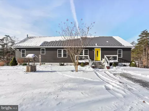 140 Voyage Ln, Hedgesville, WV 25427