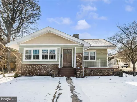 1125 W King St, Martinsburg, WV 25401