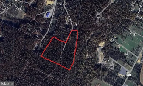 Barrett Lane, Hedgesville, WV 25427