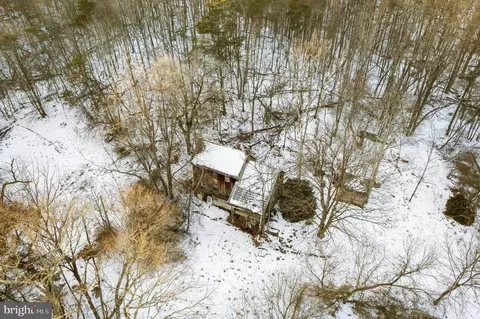 307 Jermikey Ct, Hedgesville, WV 25427