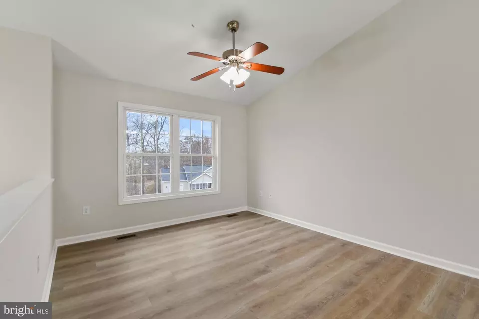 Entry Way - 424 Tyler Way, Martinsburg, WV 25404 photo 4 of 6