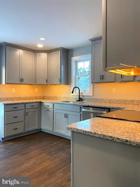 Kitchen - 2545 Grade Rd, Falling Waters, WV 25419 photo 1 of 5