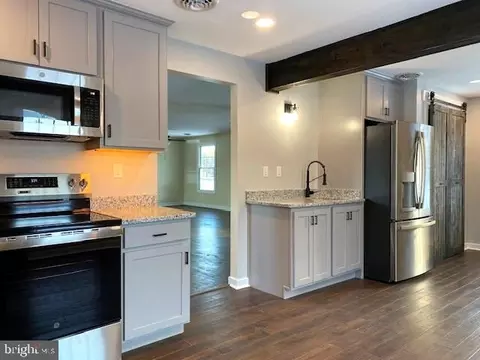 Kitchen - 2545 Grade Rd, Falling Waters, WV 25419 photo 5 of 5