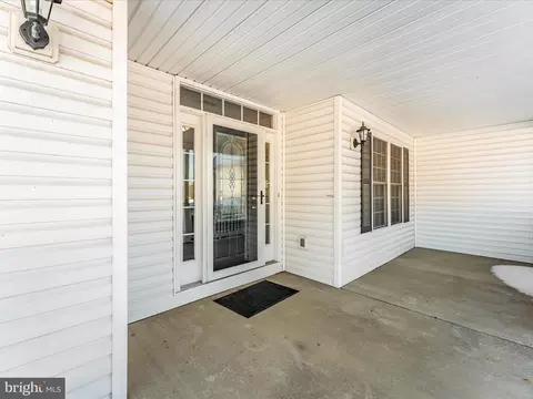 128 Downey Orchard Rd, Falling Waters, WV 25419 photo 2