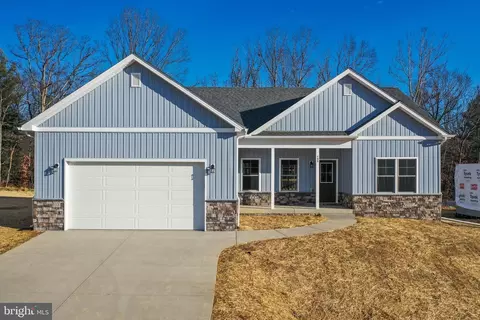 189 Larimar Ln, Inwood, WV 25428