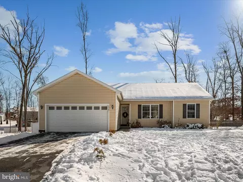 238 Basin Dr, Inwood, WV 25428