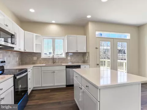 Kitchen - 77 Berkshire Dr, Falling Waters, WV 25419 photo 7 of 7