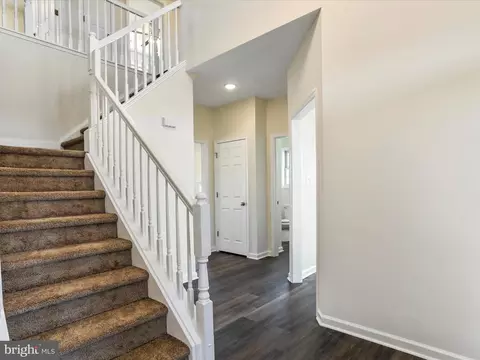 Entry Way - 77 Berkshire Dr, Falling Waters, WV 25419 photo 4 of 10