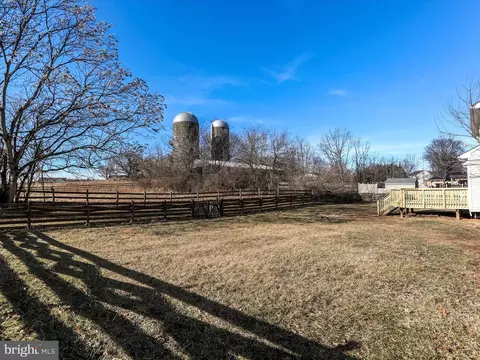 Exterior - 77 Berkshire Dr, Falling Waters, WV 25419 photo 10 of 11
