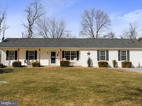 449 Lockhouse Rd, Falling Waters, WV 25419 photo 4