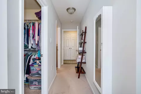 Entry Way - 89 Saffron Ter, Falling Waters, WV 25419 photo 4 of 7