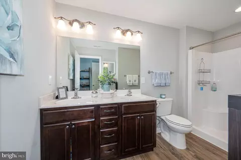 Entry Way - 89 Saffron Ter, Falling Waters, WV 25419 photo 5 of 7