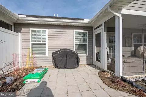 Exterior - 89 Saffron Ter, Falling Waters, WV 25419 photo 12 of 15
