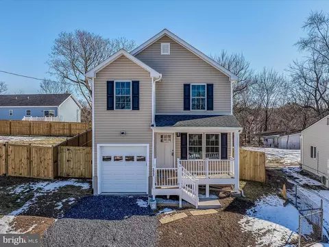 222 S High St, Martinsburg, WV 25404