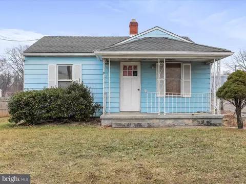 1552 Williamsport Pike, Martinsburg, WV 25404