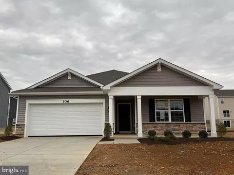 106 Call Ct, Martinsburg, WV 25403