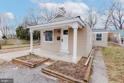 817 New York Ave, Martinsburg, WV 25401