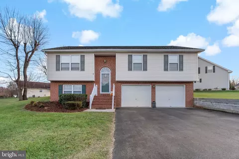 616 Artisan Way, Martinsburg, WV 25401