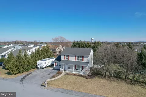 14 Snail Kite Rd, Martinsburg, WV 25401