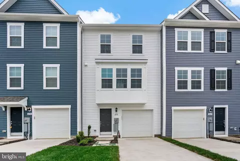 259 Clifton Mnr, Falling Waters, WV 25419