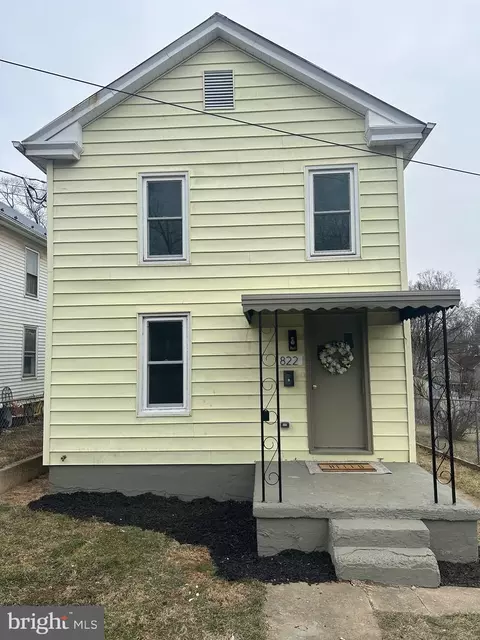 822 Maryland Ave, Martinsburg, WV 25401