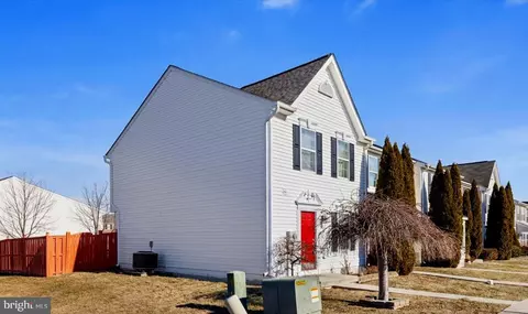 101 Checko Ct, Martinsburg, WV 25401