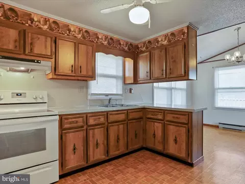101 Carvers Way, Falling Waters, WV 25419 photo 11