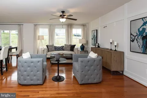 21 Stager Ave, Falling Waters, WV 25419 photo 9