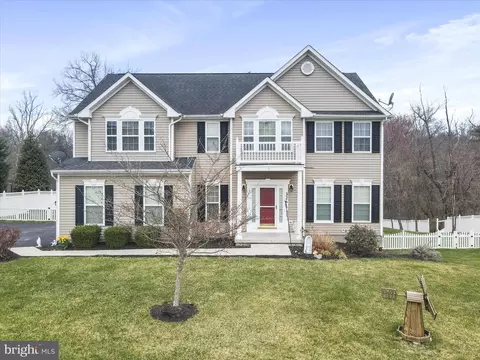 326 Triumphant Way, Falling Waters, WV 25419