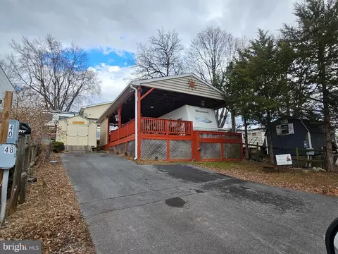 Block 40 Lot 48 Hot Dog Rd, Falling Waters, WV 25419