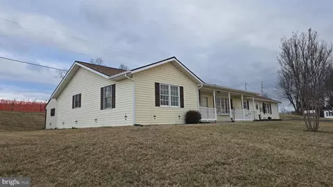 2025 Welltown School Rd, Martinsburg, WV 25403