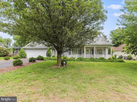 139 Peace Pipe Ln, Hedgesville, WV 25427