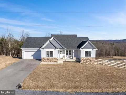 539 Escape Ct, Hedgesville, WV 25427
