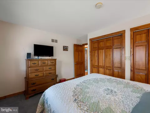 Bedroom - 217 Regal Dr, Falling Waters, WV 25419 photo 2 of 5