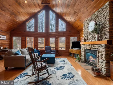 Living - 217 Regal Dr, Falling Waters, WV 25419 photo 4 of 4
