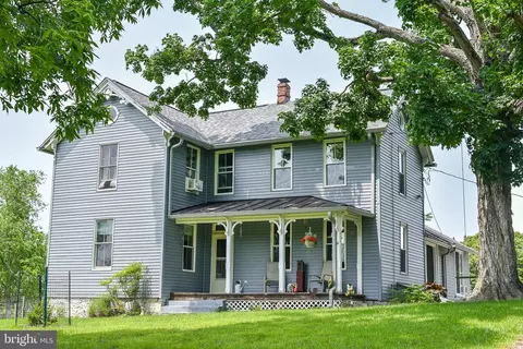 3897 Scrabble Rd, Shepherdstown, WV 25443