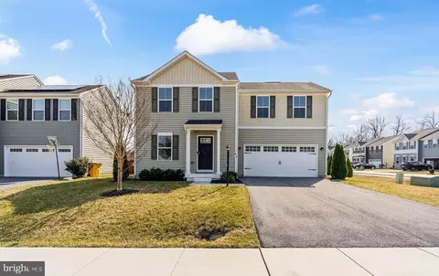 60 Ceritos Trl, Martinsburg, WV 25403