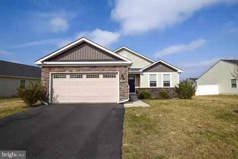 412 Oxford Way, Martinsburg, WV 25405