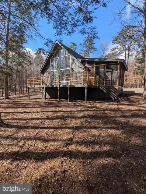 72 Sherando Trl, Hedgesville, WV 25427
