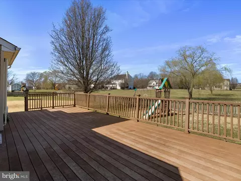 81 Viceroy Dr, Falling Waters, WV 25419 photo 37