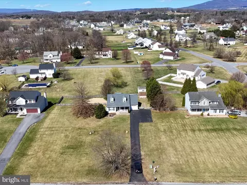 81 Viceroy Dr, Falling Waters, WV 25419 photo 47