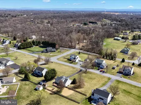 81 Viceroy Dr, Falling Waters, WV 25419 photo 45