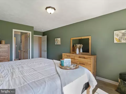 81 Viceroy Dr, Falling Waters, WV 25419 photo 15