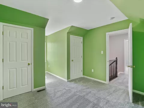 81 Viceroy Dr, Falling Waters, WV 25419 photo 23